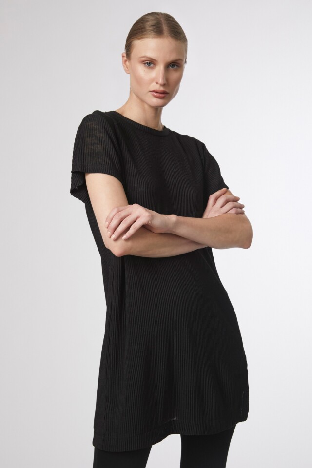 Blusa canale asimetrica negro
