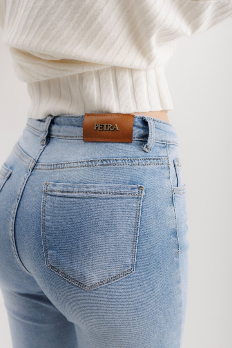 Jean New Ferrara Azul Claro