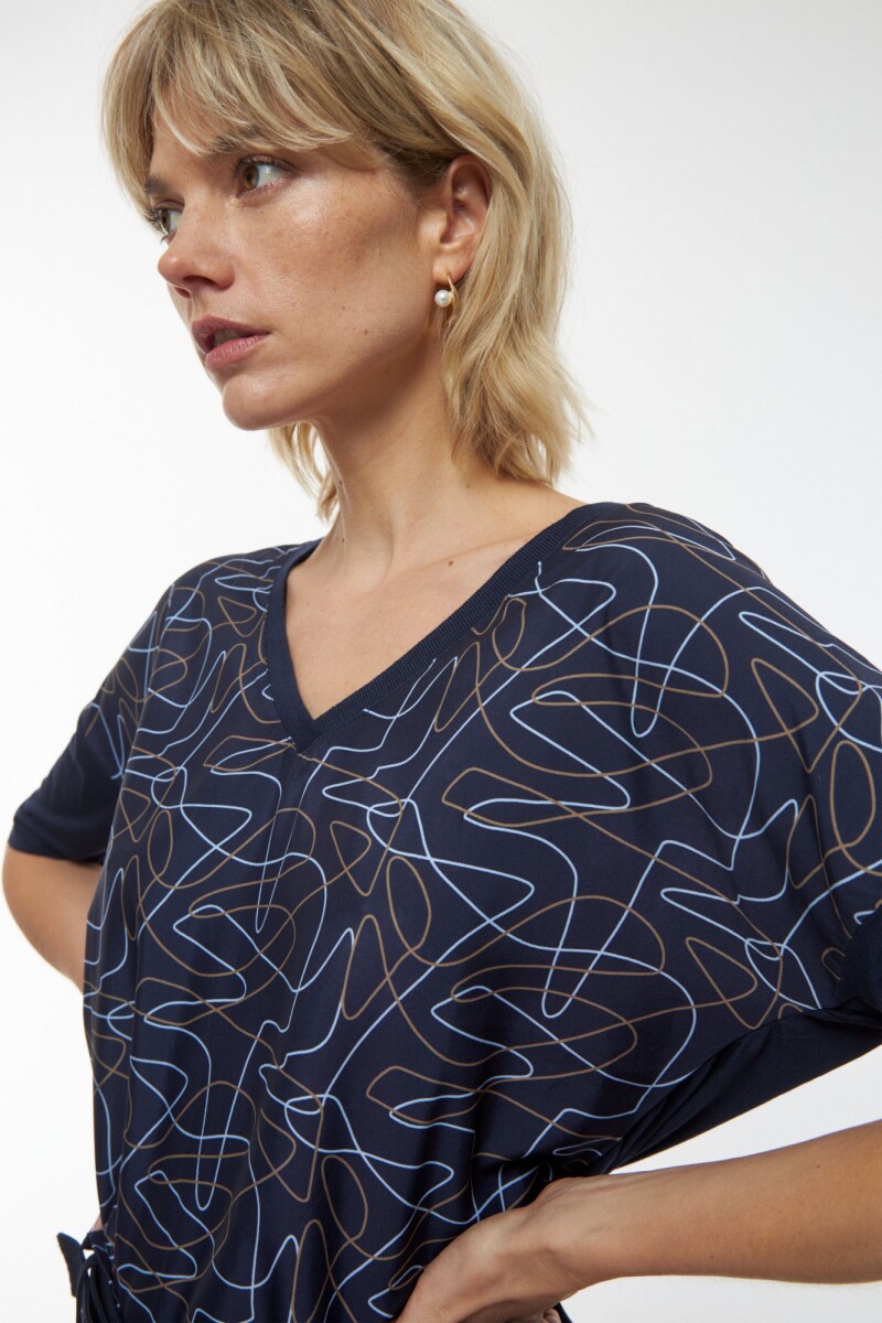 Blusa frente estampado garabato - azul marino 