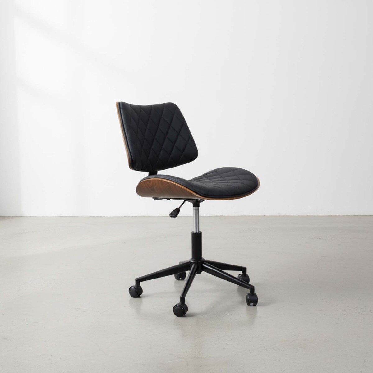 ASIENTO OFICINA - MADERA-Y-PU NEGRO ELEGANT 