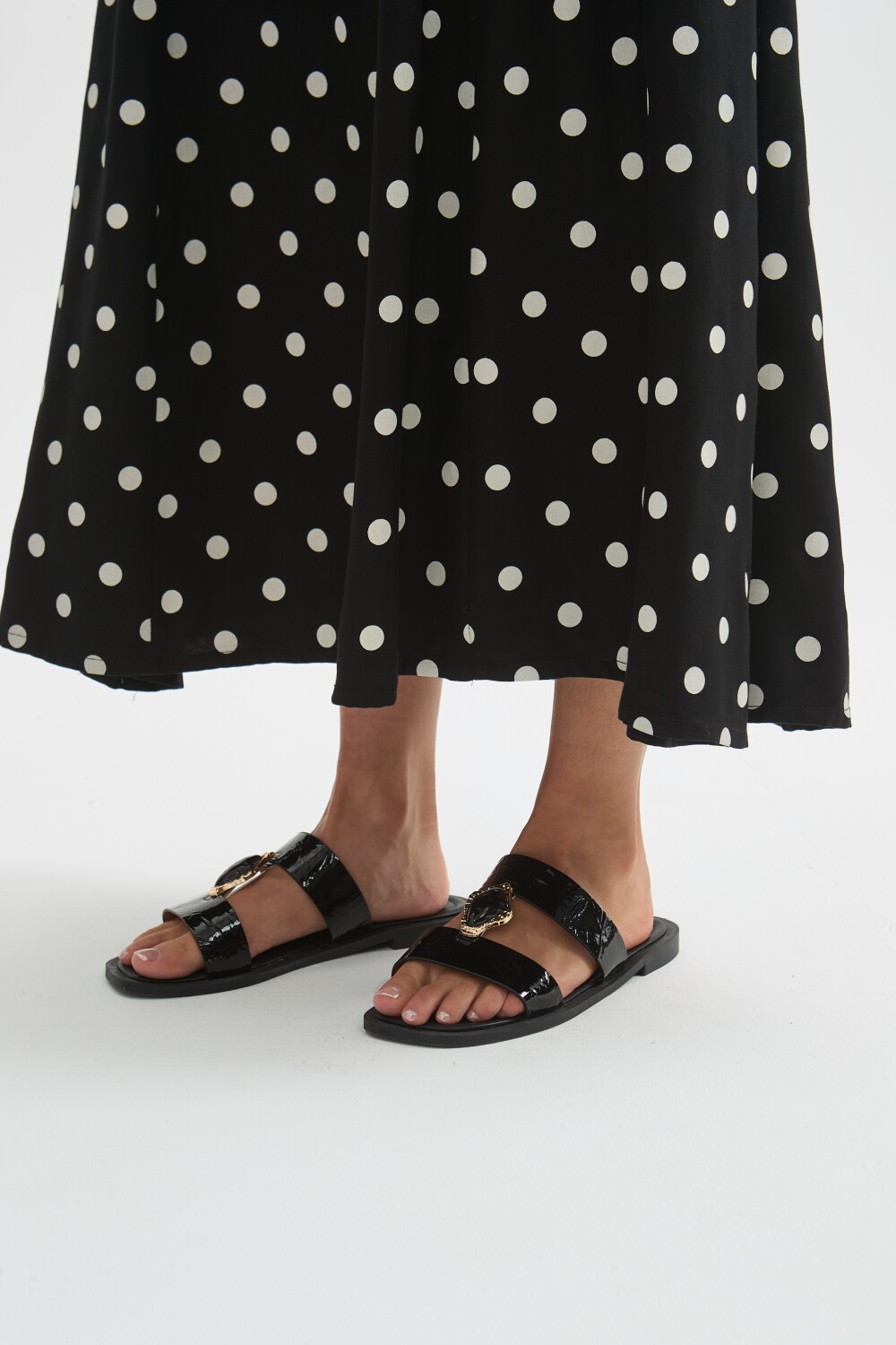Sandalia Huni Negro