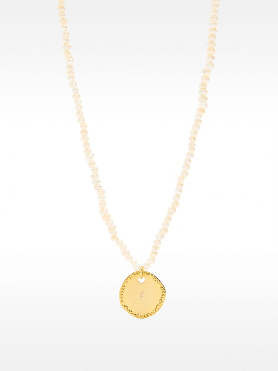 Collar De Perla De Agua Dulce Con Medalla - Plata De Ley 925 - dorado 