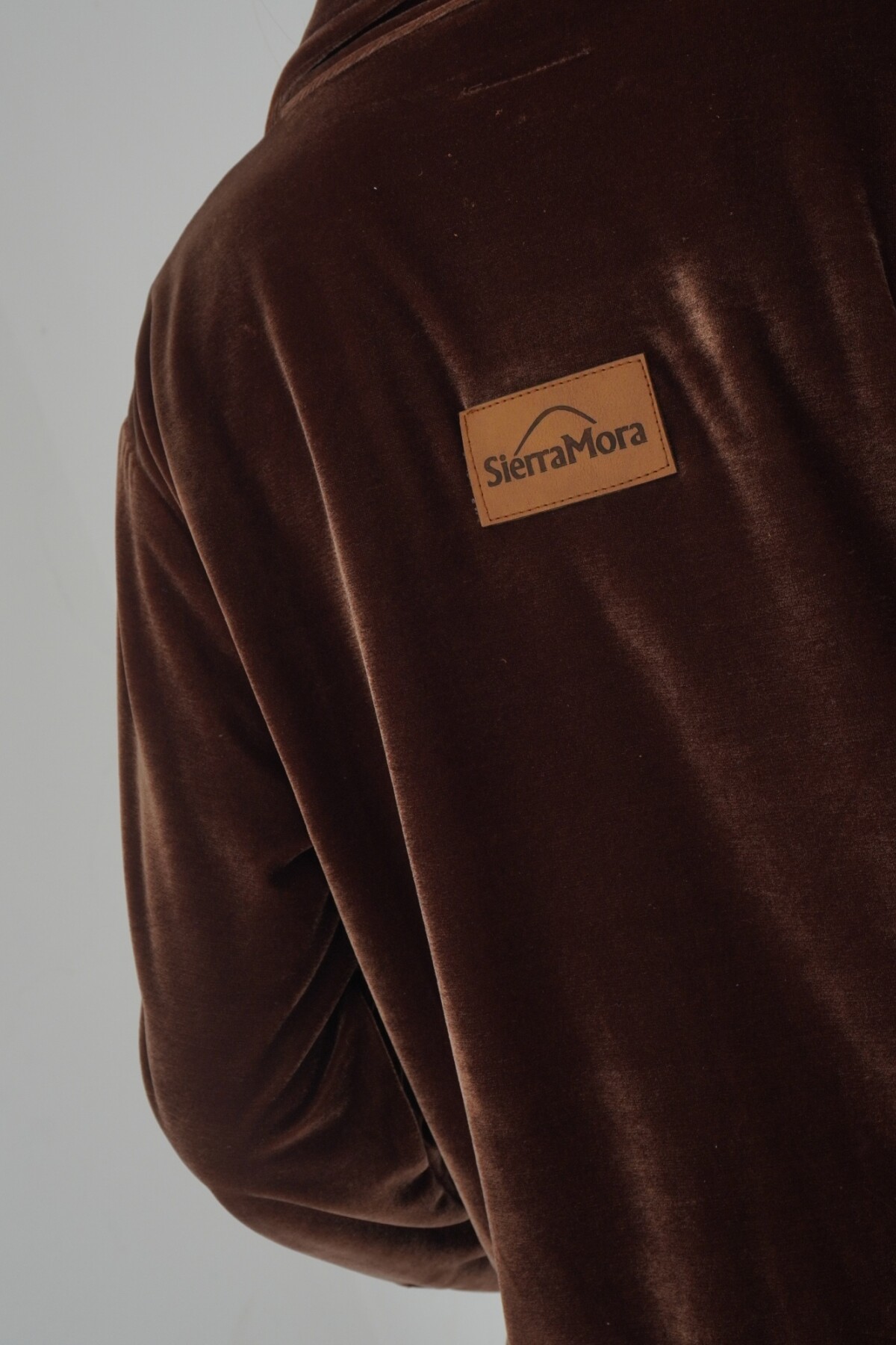 Velvet Shirt con Puño Chocolate