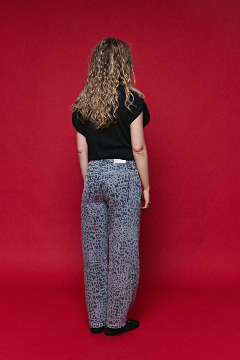 JEAN LEO Animal Print