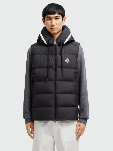 MONCLER - Chaleco Acolchado con Capucha Cardamine Negro