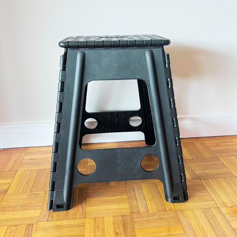 DTY260303L Banqueta Banco Plegable Escalera Plastico Reforzado 45 Cm Negro