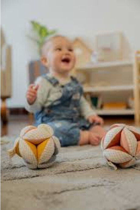 PELOTA MONTESSORI PELOTA MONTESSORI