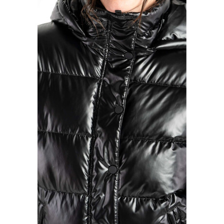Campera Engomada Water Repellent Negro