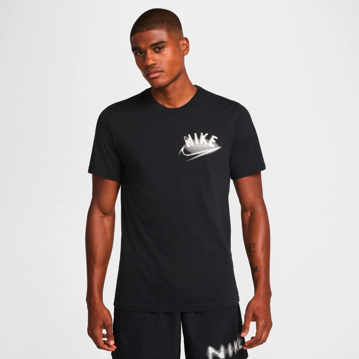 Camiseta Nike Dir-Fit Tee Brand Read de Hombre - Negro 