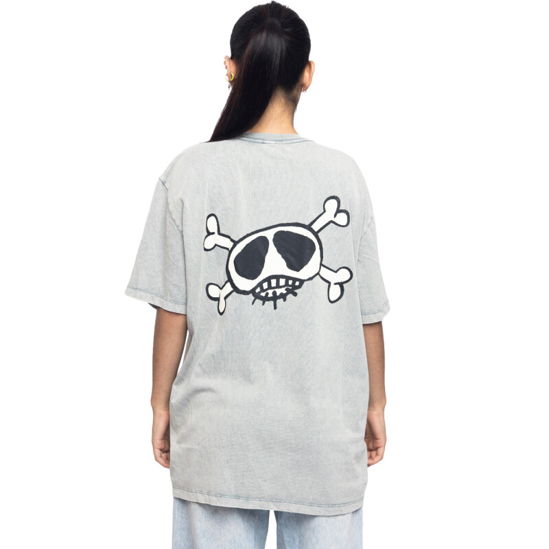 Remera La isla x La Vela - Calavera Remera La isla x La Vela - Calavera