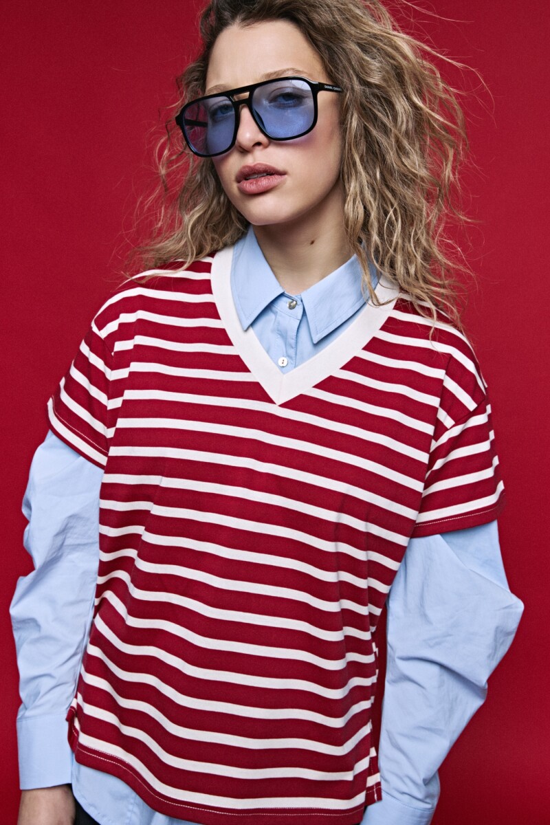 REMERA MAIKA Rojo