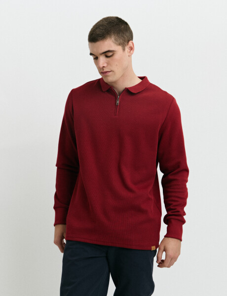 520913 REMERA HARRY Rojo