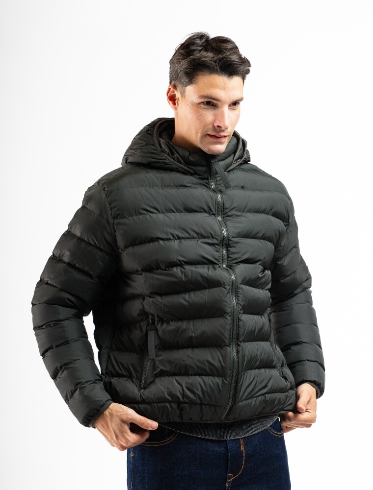 Campera Nylon Capitoneada C/Capucha Granada Negro