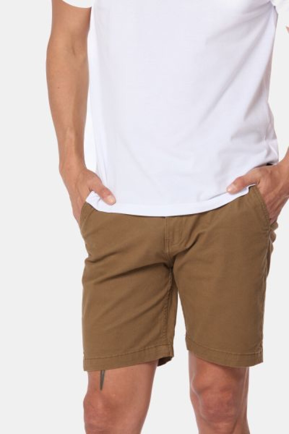 BERMUDA CLÁSICA Tostado