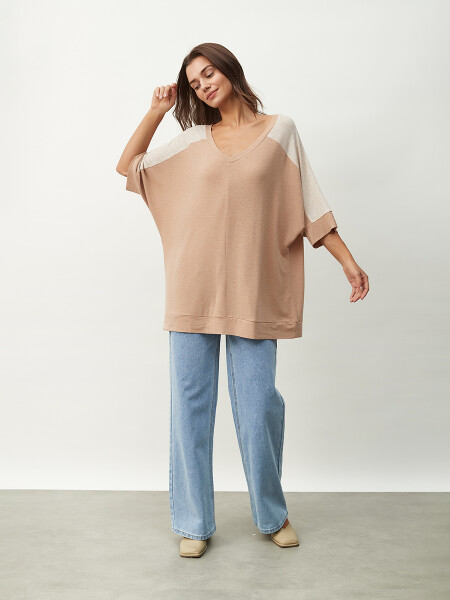 REMERA LEONOR BEIGE