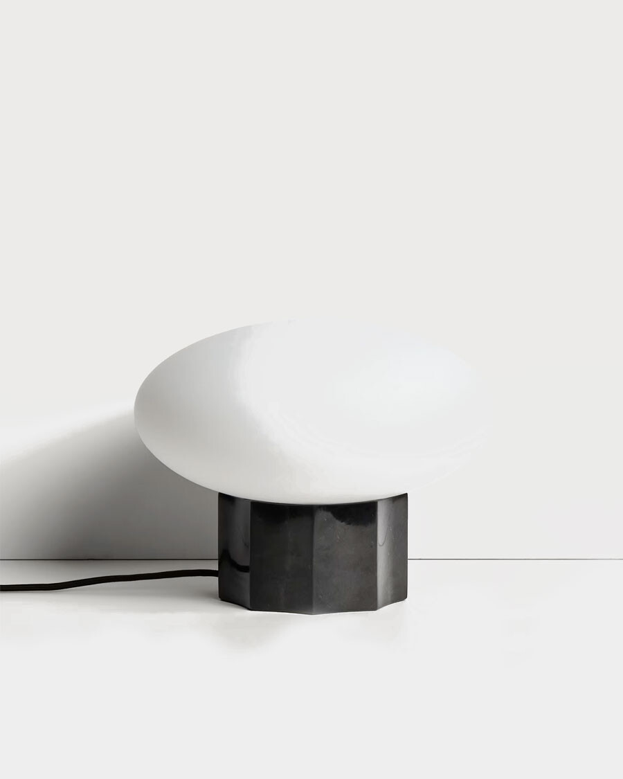 Lámpara de mesa Idela de cristal ahumado y mármol negro Ø26 cm Lámpara de mesa Idela de cristal ahumado y mármol negro Ø26 cm