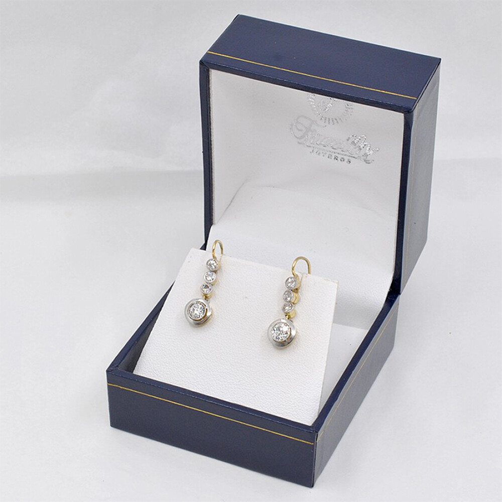Caravana En Oro 18K Platino Y Brillantes Caravana En Oro 18K Platino Y Brillantes