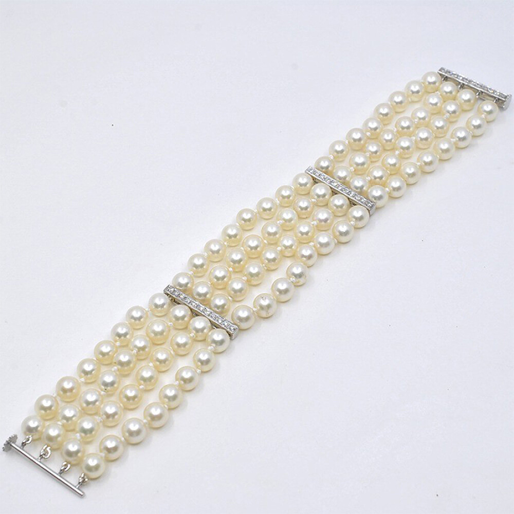 Hermosa Pulsera Perlas Cultivo 4 Vueltas Con Trabas Y Broche En Oro Blanco Y Brillantes Hermosa Pulsera Perlas Cultivo 4 Vueltas Con Trabas Y Broche En Oro Blanco Y Brillantes
