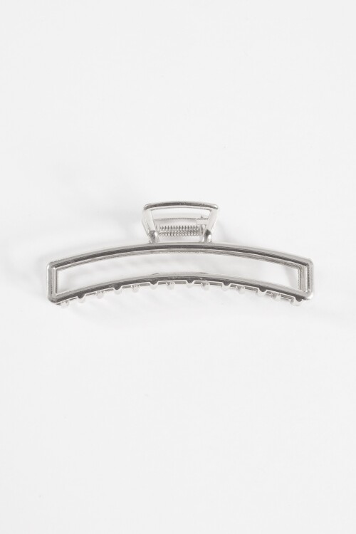 Broche rectangular metálico largo plateado