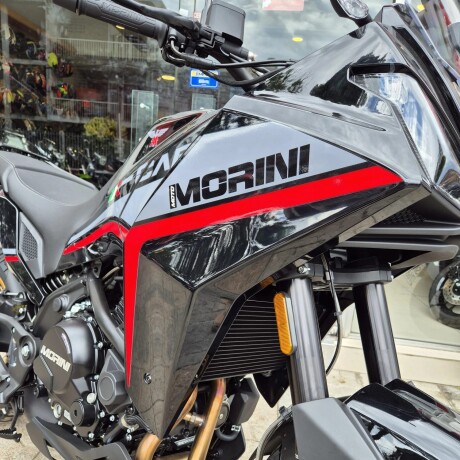 Moto Morini XCape 650 XG GOLD Negro