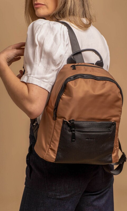 MOCHILA ORQUIDIA CAJU