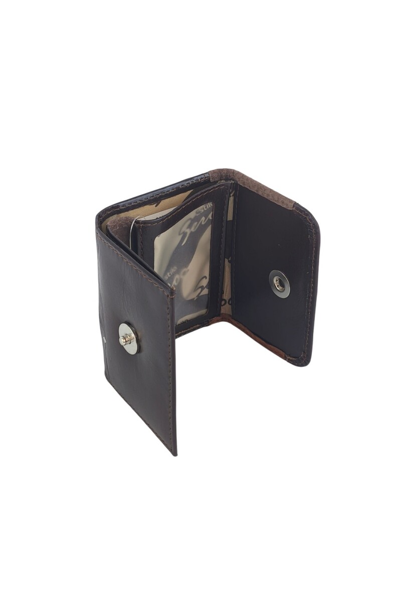 Mini Billetera Tríptica de Cuero y Pecarí | Compacta y con Cierre Magnético Marrón