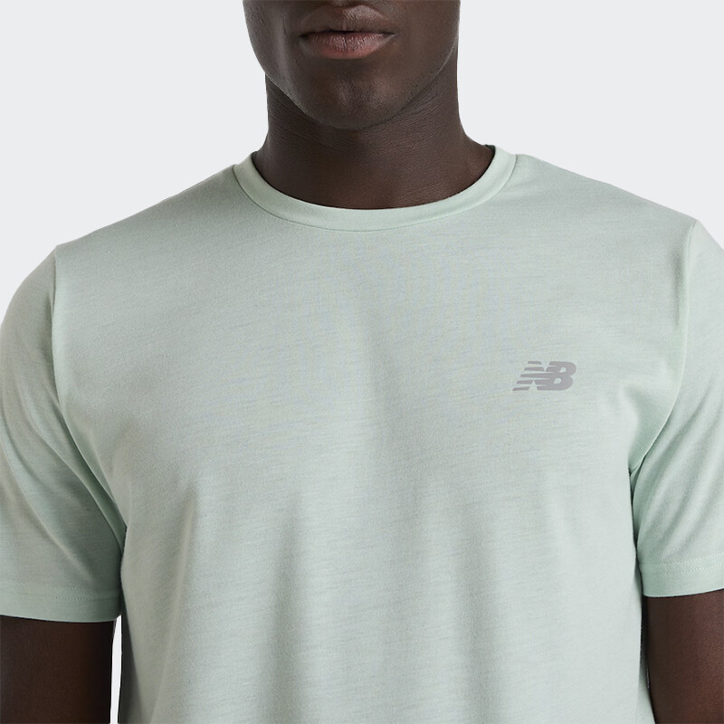 Remera New Balance Essentials Heathertech Verde