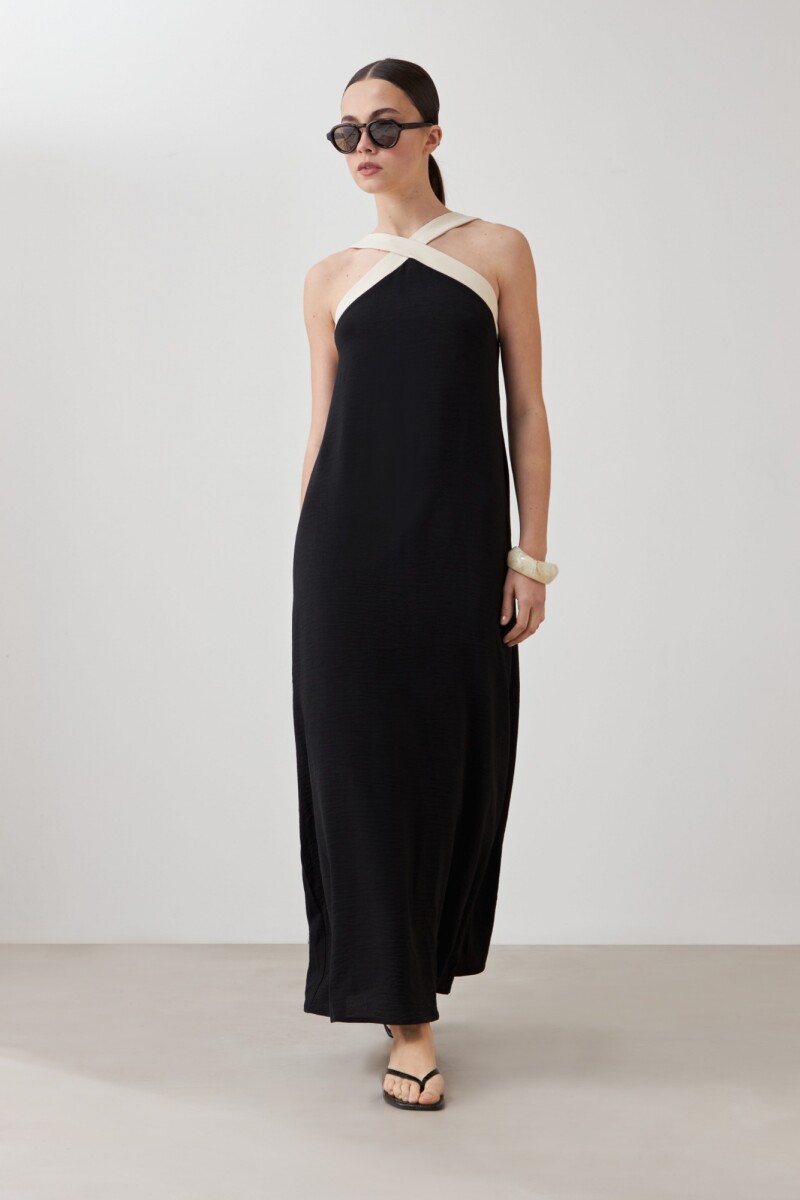 Maxi vestido escote halter bicolor negro