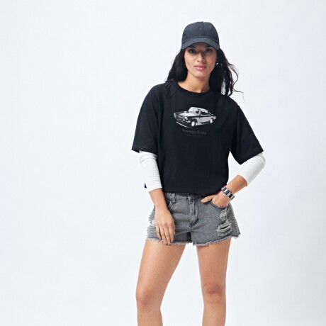 REMERA GEMS Negro