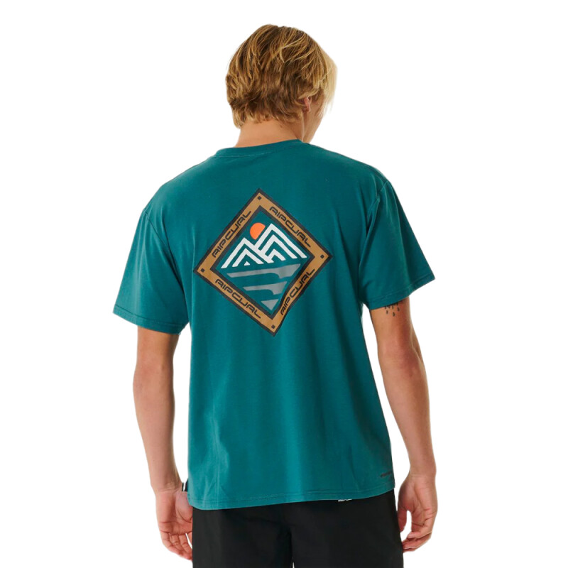 Remera Rip Curl Vaporcool Journeys Peak Remera Rip Curl Vaporcool Journeys Peak