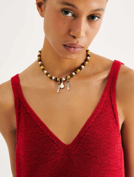 MUSCULOSA TEJIDA CON ESCOTE V ROJO