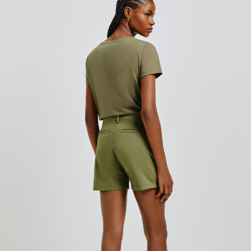 SHORTS FEM OLIVA MEDIO