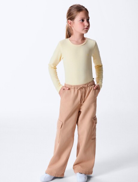 CAMISETA BÁSICA INFANTIL CON BORDADO BLUSA ML FEM