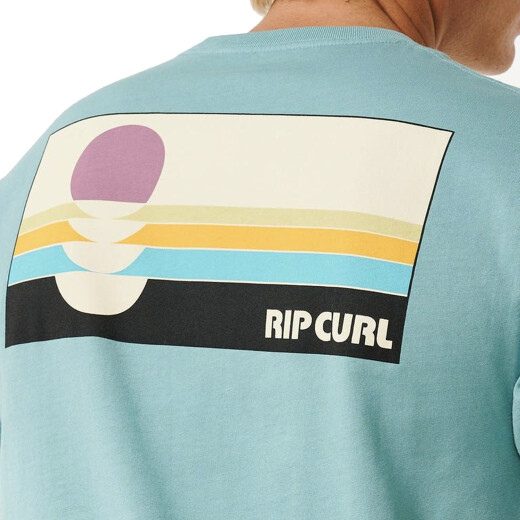 Remera Rip Curl Surf Revivial Peaking Remera Rip Curl Surf Revivial Peaking