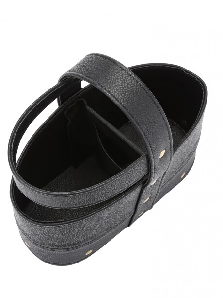 Matera Auto Tachas Negro