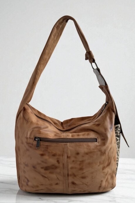 Cartera DEMI Con Arte Pintado A Mano Color Suela