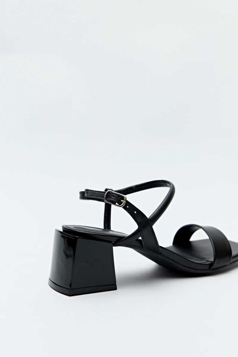 SANDALIA DANIEL CASSIN NINA Negro