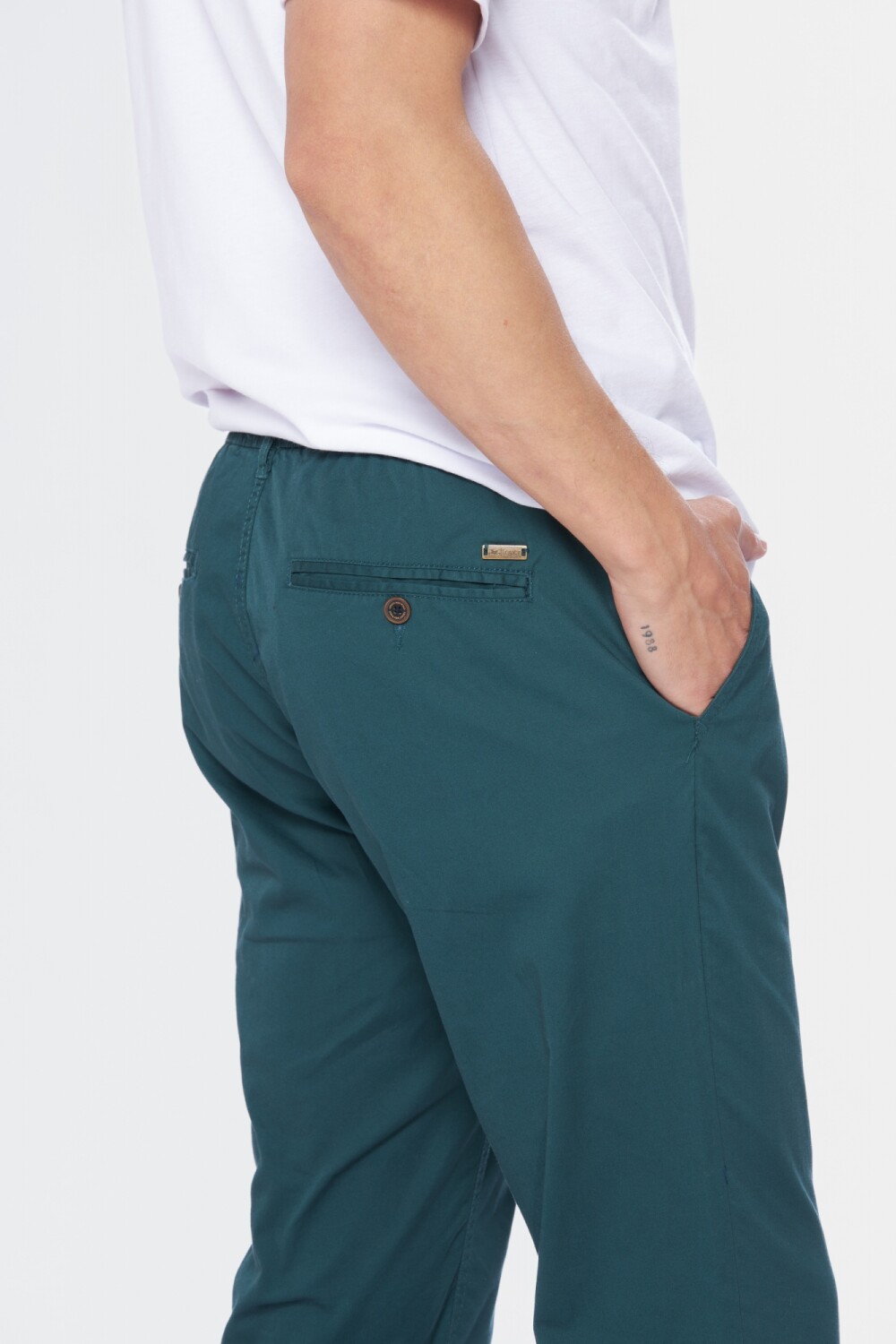 PANTALÓN CON MEDIA CINTURA ELASTIZADA Verde