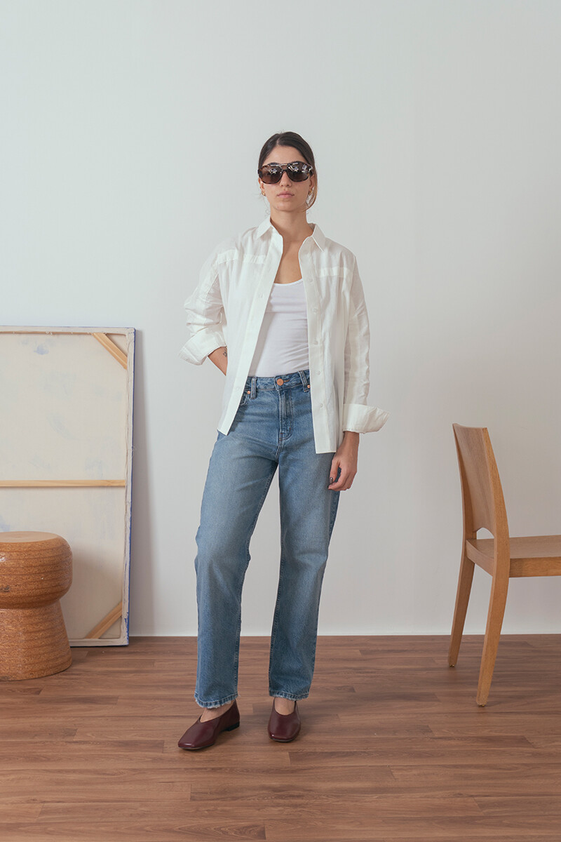 Regy Off White