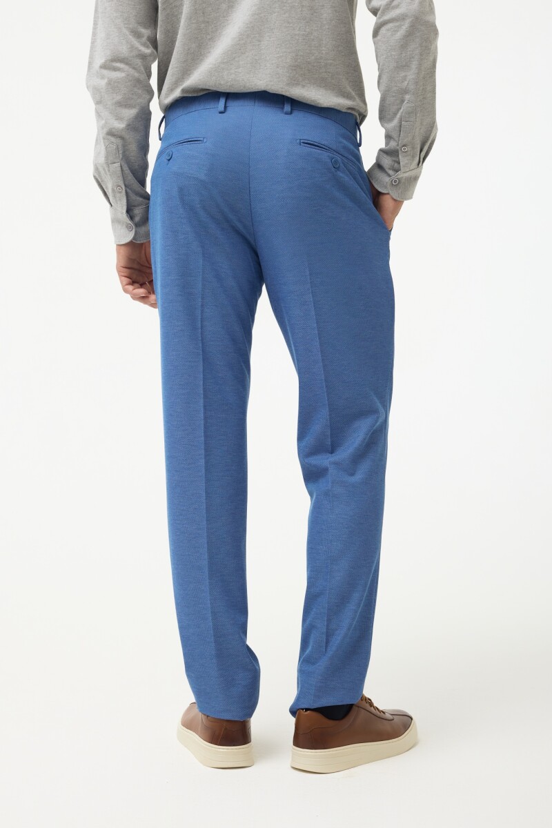 Ambo Solapa en Punta CELESTE