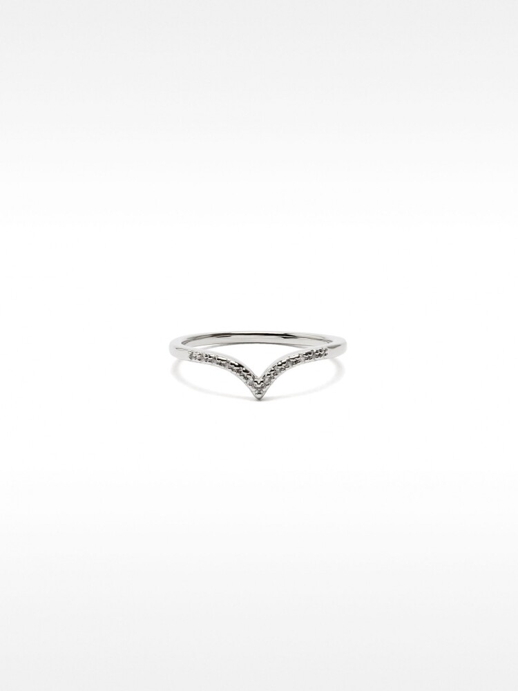 Anillo De Punta Con Circonitas plateado