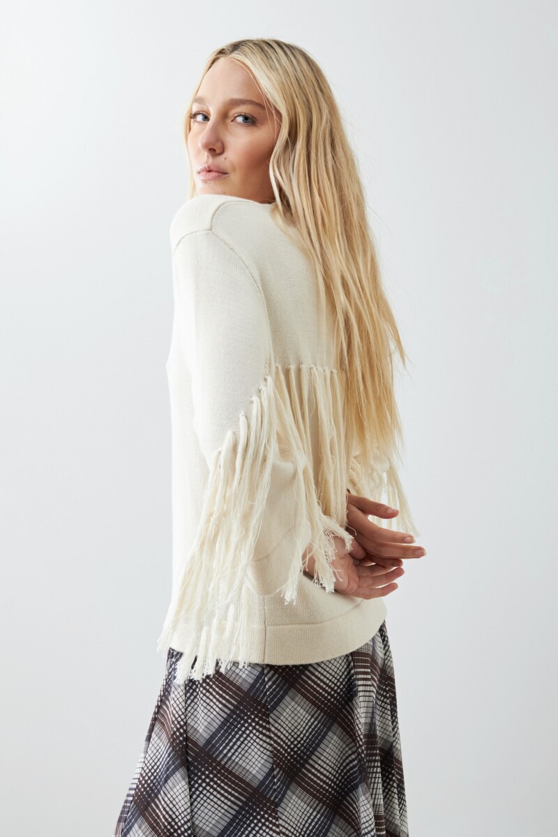 Sweater con flecos beige claro