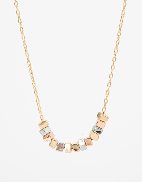Cadena Corta con Dije Metal Collar Con Charms De Metal. - Dorado