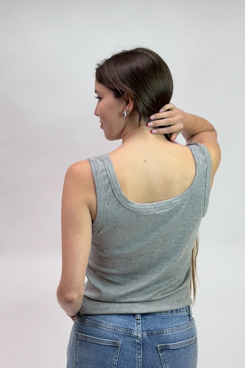 Musculosa Rib Gris Musculosa Rib Gris