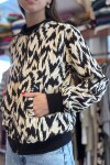 Campera capucha rayón Blanca y negra