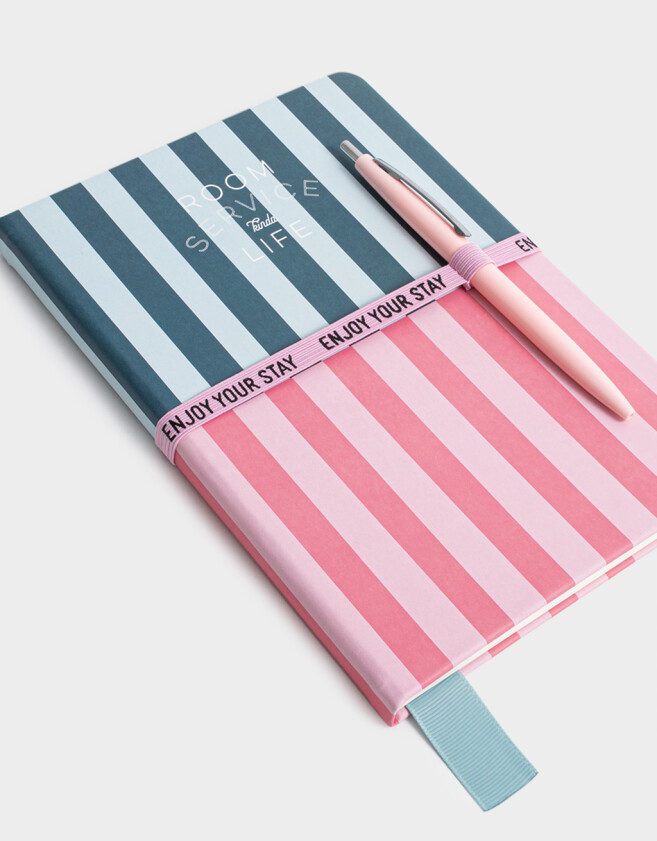 Librería Sets Con Lapicera Set De Librería Con Cuaderno A5 De Pu Con Elástico Con Lapicera - Combinacion Multicolor