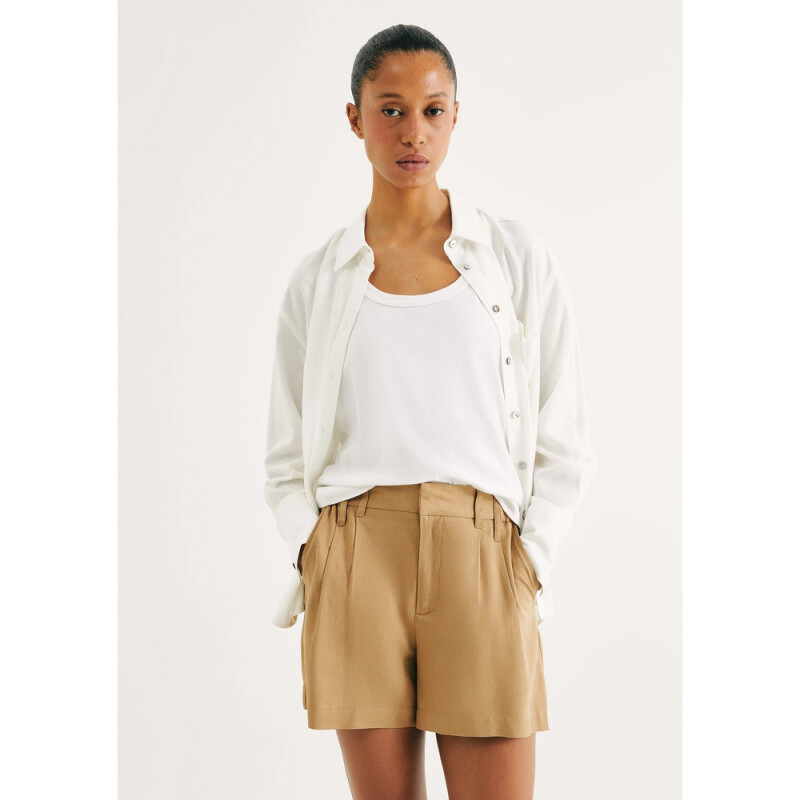 SHORTS FEM BEGE CLARO