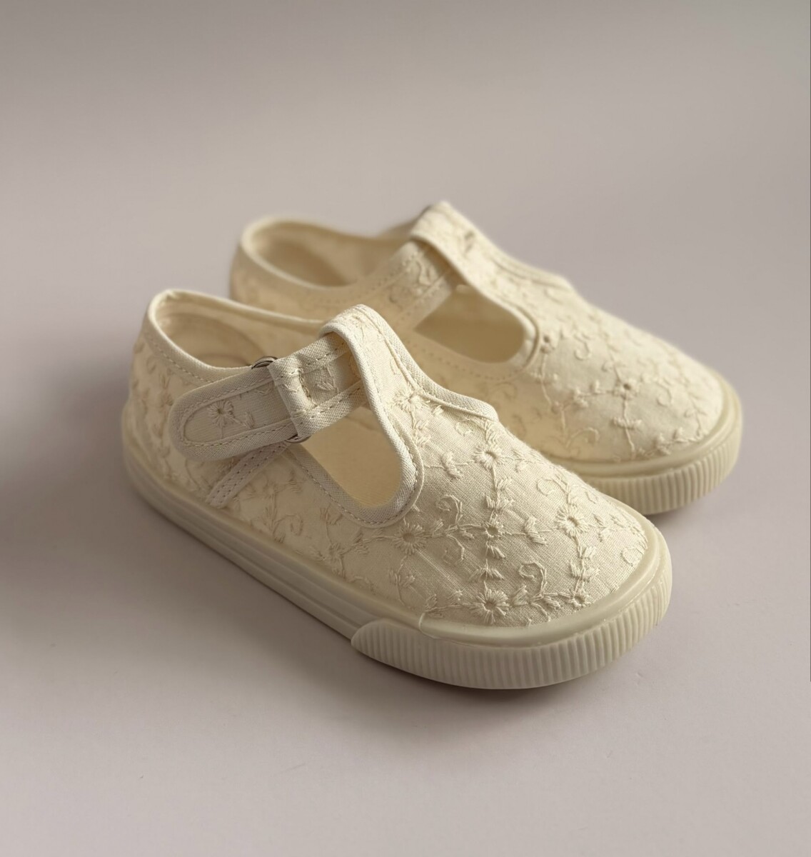 Guillermina De Lona Canvas Toddler Broderie Del 22 Al 26 - Broderie Crudo 