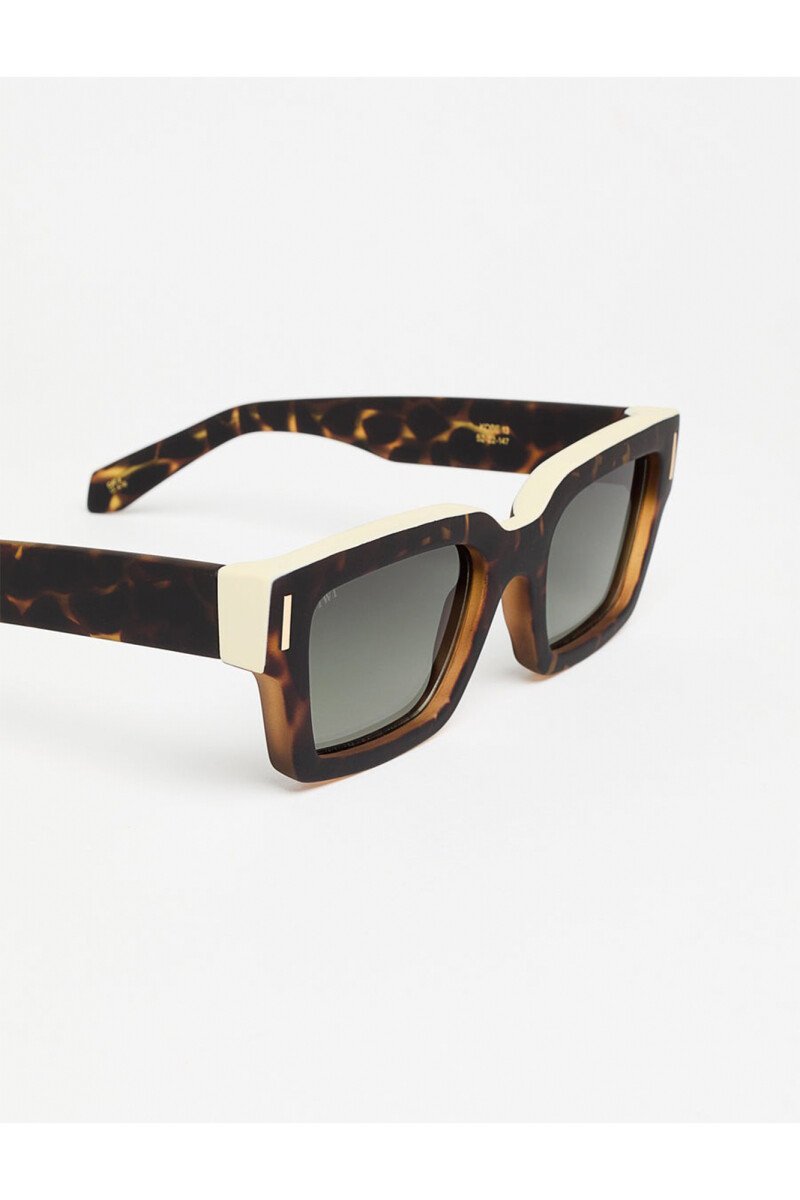 Tiwi Kobe - 13 Rubber Vintage Tortoise/beige Top Line Green