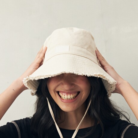 GORRO CARIBOU Blanco